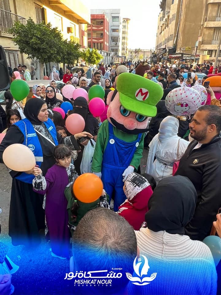 مؤسسة مشكاة نور تشارك أهالي بورسعيد والأخوة الفلسطينيين بالعريش احتفالاتهم بعيد الفطر المبارك