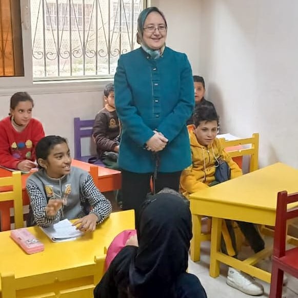 وكيل وزارة التربية والتعليم تشيد بمشروع مؤسسة مشكاة نور "التعليم المستمر" المجاني للمرحلتين الابتدائية والإعدادية.