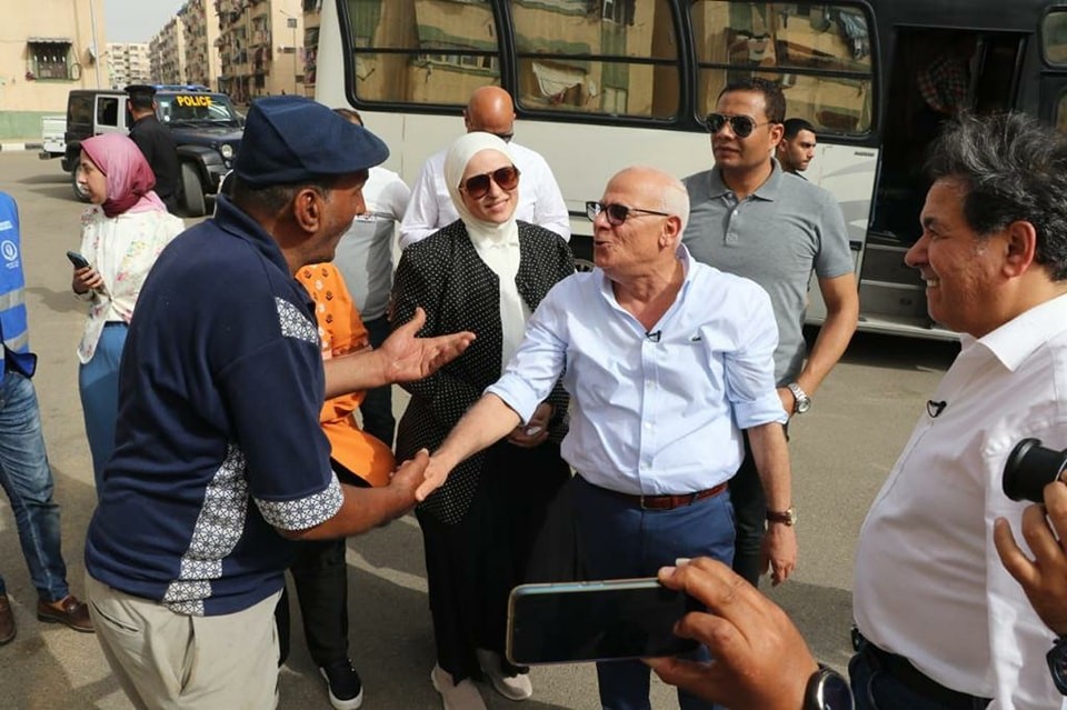 الإعلامي خيري رمضان يشيد بجهود مؤسسة مشكاة نور في جميع المجالات ببورسعيد