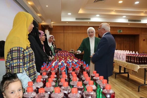 المؤتمر العاشر بين المحافظة ومؤسسة مشكاة نور لحل مشاكل الأسر الأولى بالرعاية