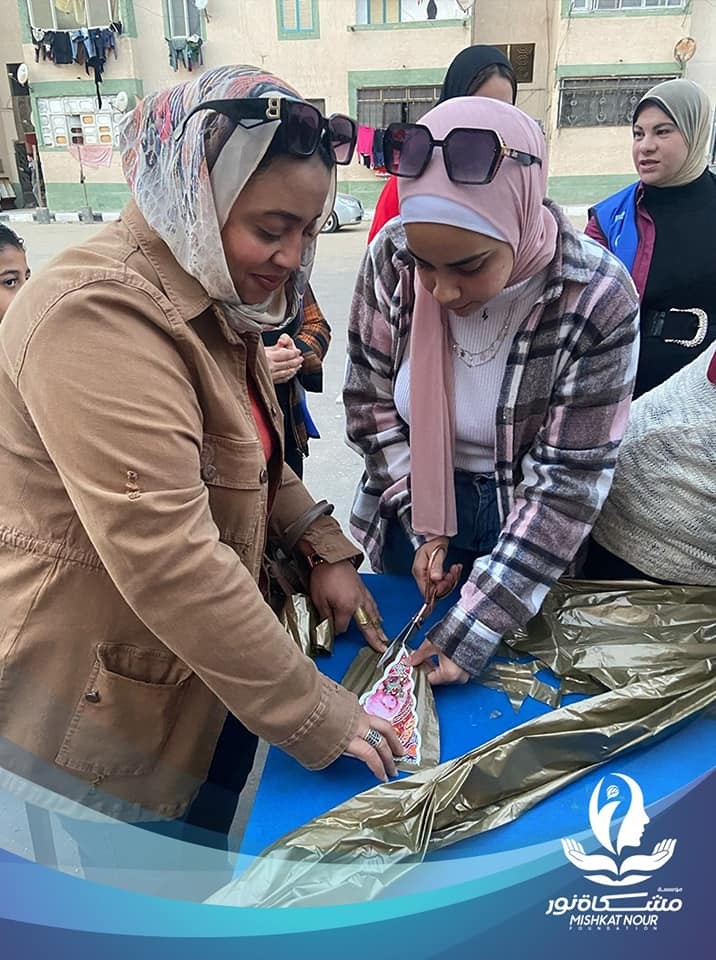 أهالي حي الضواحي يشاركون مؤسسة مشكاة نور الاحتفال بقدوم شهر رمضان