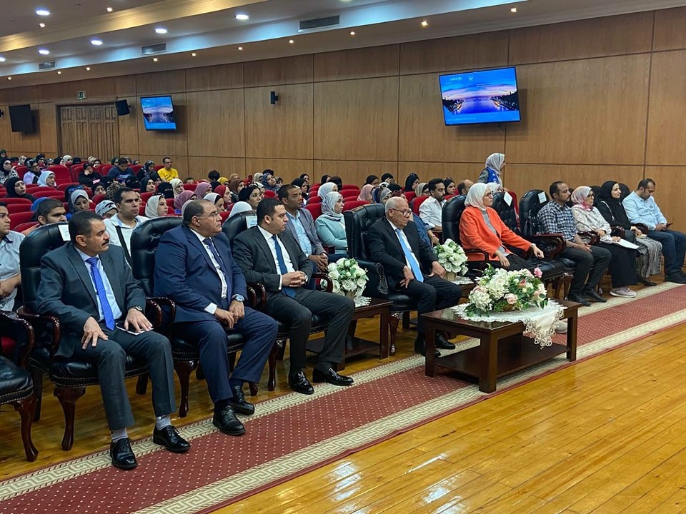 محافظة بورسعيد ومؤسسة مشكاة نور في المؤتمر التاسع لحل مشكلات الأُسر الأولى بالرعاية