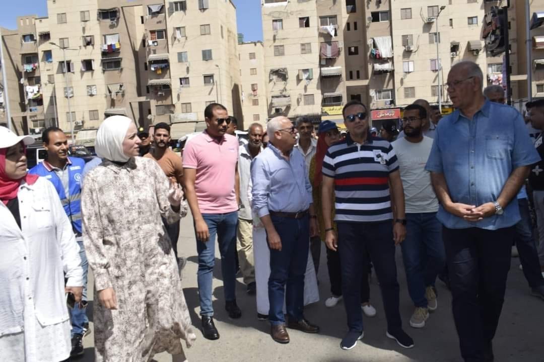 لـ/ عادل الغضبان ود/ نور الهدى الجمّال، يفتتحان المرحلة الثالثة لتطوير منطقة فاطمة الزهراء في حي الضواحي.