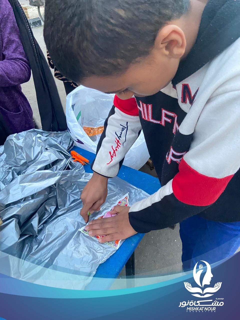 أهالي حي الضواحي يشاركون مؤسسة مشكاة نور الاحتفال بقدوم شهر رمضان