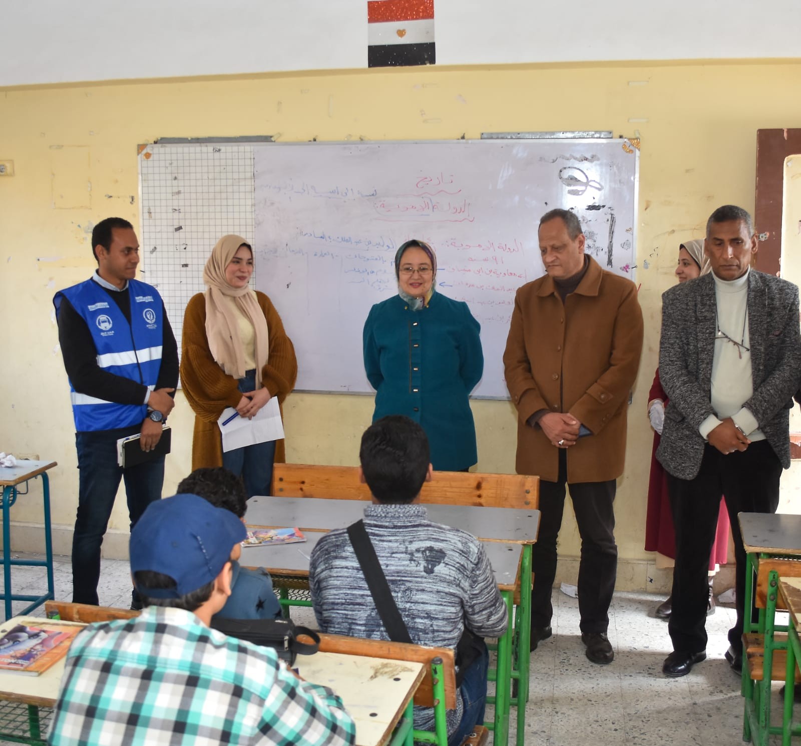 وكيل وزارة التربية والتعليم تشيد بمشروع مؤسسة مشكاة نور "التعليم المستمر" المجاني للمرحلتين الابتدائية والإعدادية.