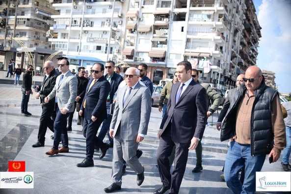 أكبر مكتبة عائمة في العالم في ميناء غرب بورسعيد بالرصيف السياحي